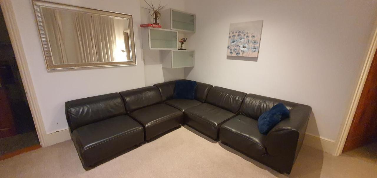 Walk To London Bridge En Suite Apartment With Kitchen Bagian luar foto